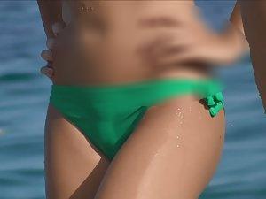 Incredible cameltoe caught on beach Picture 7