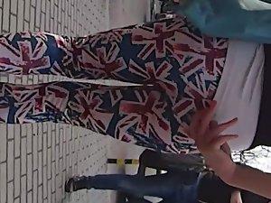 Nice ass in patriotic tights Picture 5