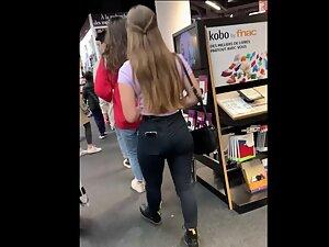 Sexy badass kind of redhead with a geeky face Picture 5