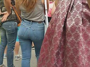 Sweetest little ass in crowd of people Picture 4