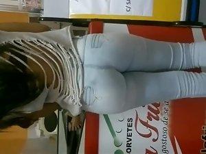 Drooling over a gorgeous booty Picture 7