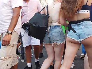 Round ass cheeks in shorts that mimic a thong Picture 7