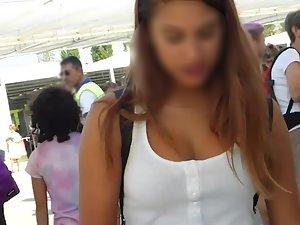 Confident girl got the sweetest boobs Picture 5