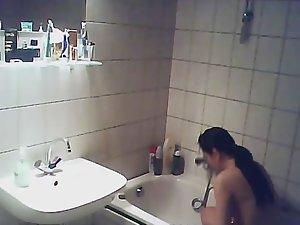 Sweet naked daughter in the bathroom Picture 5