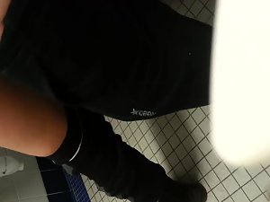 Teeny slut fucked in the public toilet Picture 5
