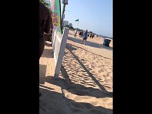 Fantastic black ass in a tiny bikini Picture 1