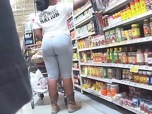 Wobbly big black ass in grey tights Picture 2