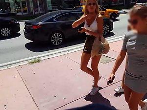 Sexy hottie in a very tight dress Picture 2