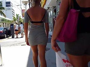 Sexy hottie in a very tight dress Picture 7