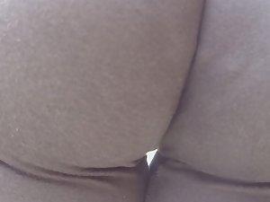 Spectacular ass and cameltoe Picture 1