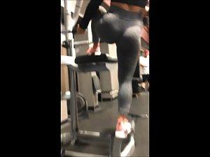Tight buttocks made in the gym Picture 8