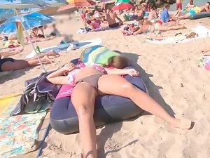 Shameless girl got a hot pussy and perfect ass in tiny bikini Picture 5