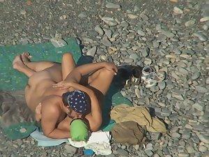 Nudists fuck on the beach Picture 3