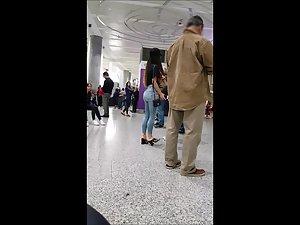 Checking out sexy asian girl when older man moves Picture 3