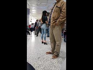 Checking out sexy asian girl when older man moves Picture 5