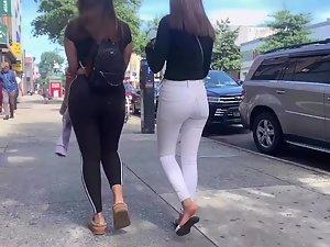 Two sexy girls with different kind of sex appeal Picture 7