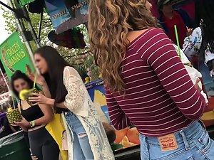 Curly haired girl with amazing ass in jeans Picture 6