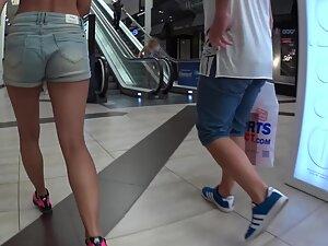 Regular guy with his fit taller girlfriend Picture 6