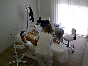 Hidden cam caught her bubble butt opening up Picture 1