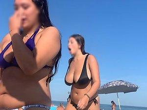 Teen girl got phenomenal big natural boobs Picture 1