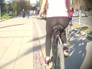 Tight ass on bicycle