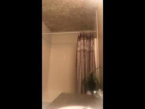 Ripe stepmother spied naked in bathroom Picture 5