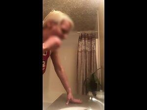 Ripe stepmother spied naked in bathroom Picture 7