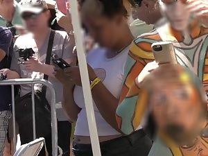 Public nudity with funny body paint Picture 1