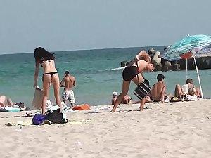 Small butt cheeks like two round peaches Picture 8