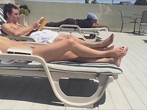 Peeping a naked gold digger on hotel's roof terrace Picture 7