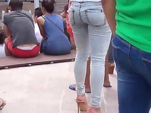 Ass we'd all love to hate or fuck Picture 2