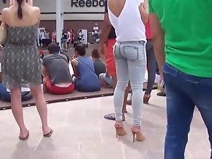 Ass we'd all love to hate or fuck Picture 3