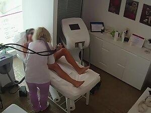 Hidden cam caught amazing tanned body during hair removal Picture 2
