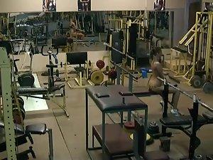 Naked lady spied exercising in a gym Picture 6