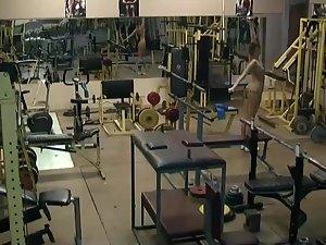 Naked lady spied exercising in a gym Picture 7