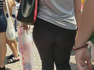 Huge ass in tights and a very visible thong Picture 3
