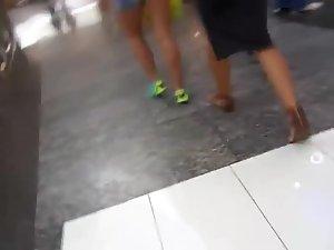Hot ass just entered the mall Picture 7