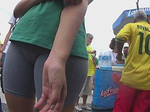 Phat pussy and big booty squeezed in tight shorts Picture 2