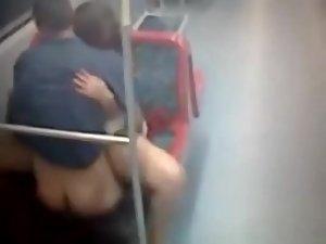 Peeping on sex in a late night train ride Picture 6