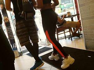 Beauty of fit black girl at a coffee shop Picture 3