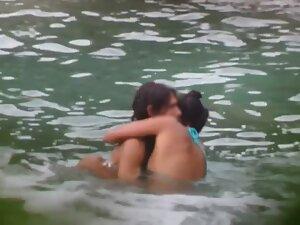 Voyeur caught young couple having sex in the water Picture 2