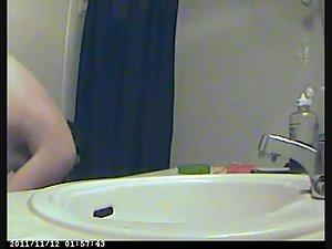 Spying a teenage girl with a hairy bush Picture 5