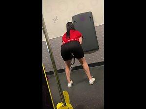 Specific exercise makes her shorts become transparent Picture 8