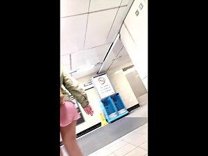 Upskirt of juicy big butt in a pink dress Picture 2