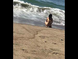 Short asian nudist girl loves watching the ocean Picture 2