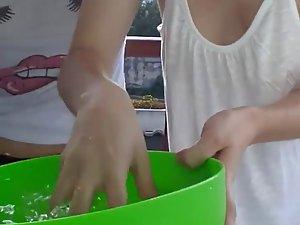 Ice bucket challenge with nice boobs Picture 7