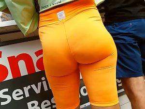 Obsession about ass in orange shorts Picture 8
