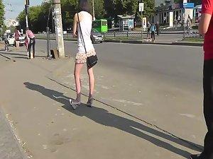 Attractive lady waiting for the bus Picture 6
