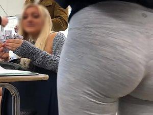 Amazing ass of a hot college girl in closeup Picture 4