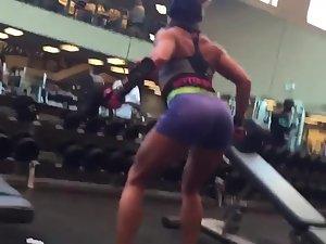 Muscular woman's ass in the gym Picture 8